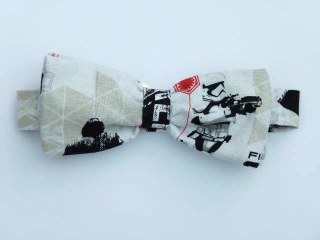 4_0_1121_1361feel_the_force_bt.jpg