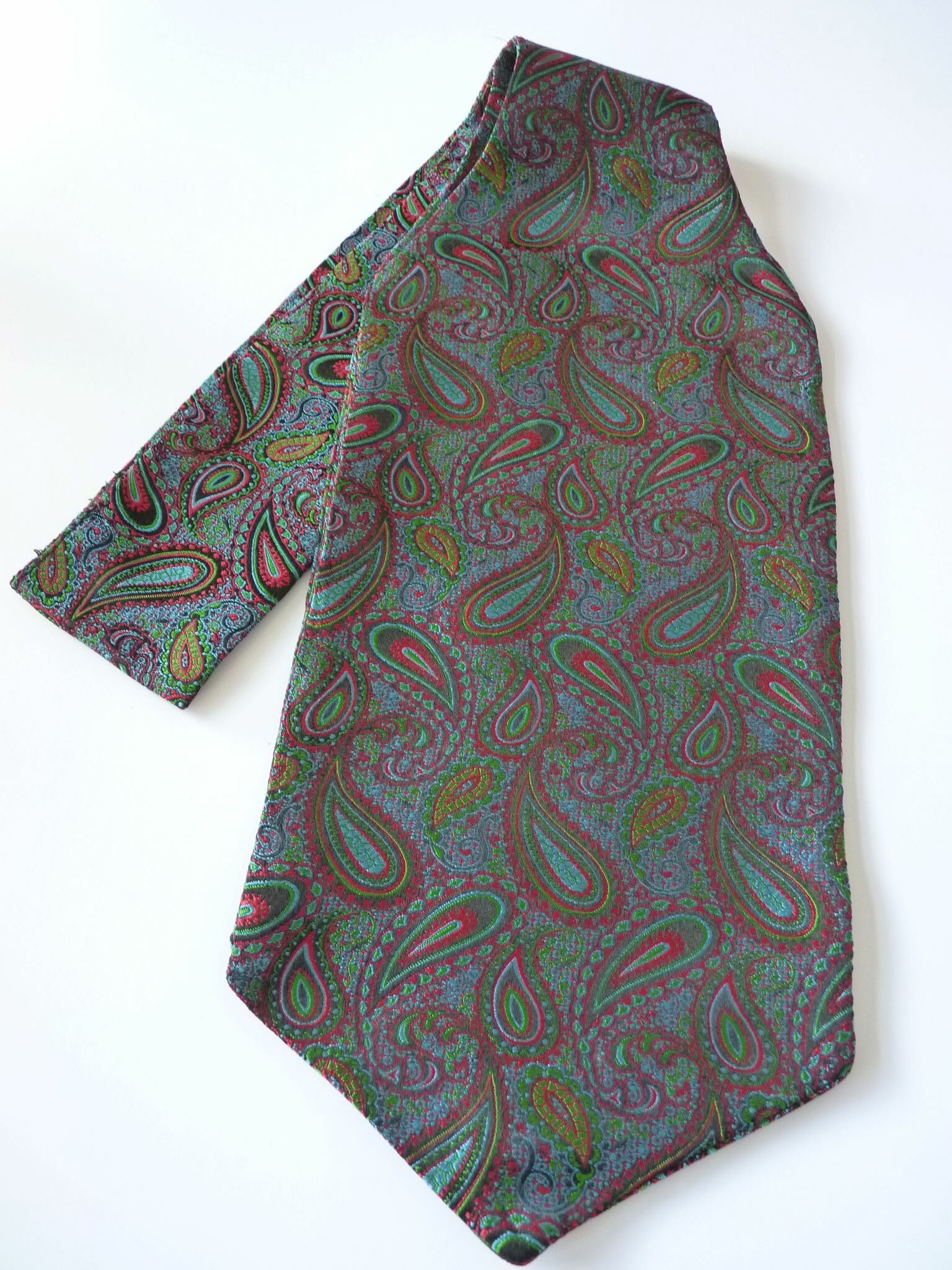 silk self tie cravat