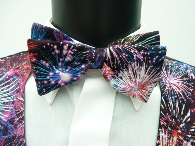 Celebration bow tie