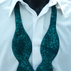 Jade Leaf Self Tie Bow Tie