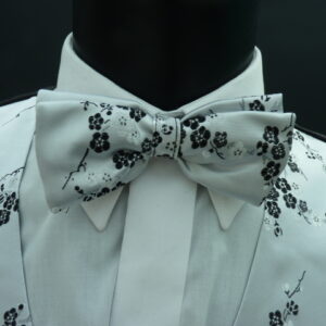 Silver/Black Pre Tied Bow Tie