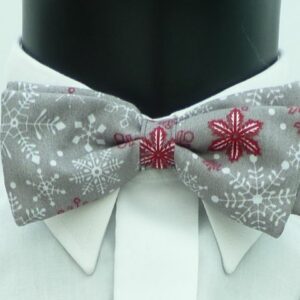 Organic Snowflakes Pre Tied Bow Tie