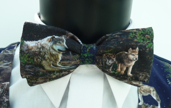 Wolves of the Night Pre Tied Bow Tie