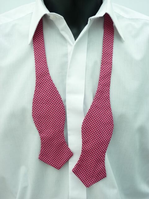 Hot Pink Dizzy Dots Diamond Tip