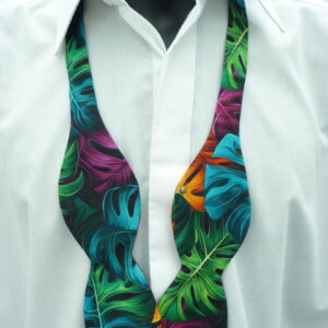 Monstera Magic Self Tie Bow Tie